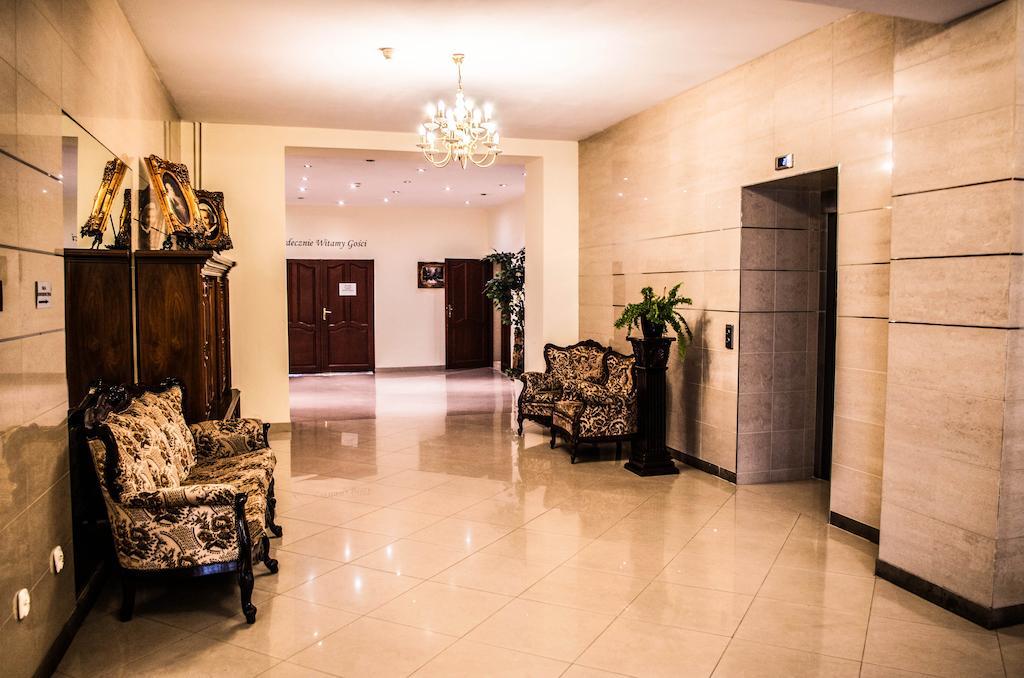 Hotel Groman Сенкоцин Экстерьер фото