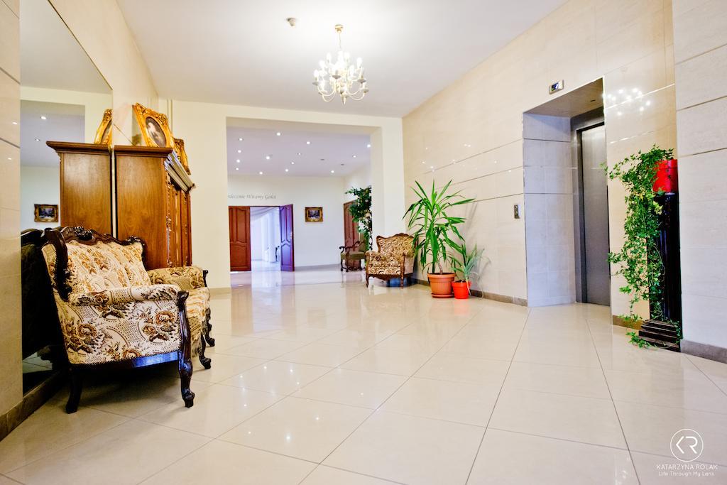 Hotel Groman Сенкоцин Экстерьер фото